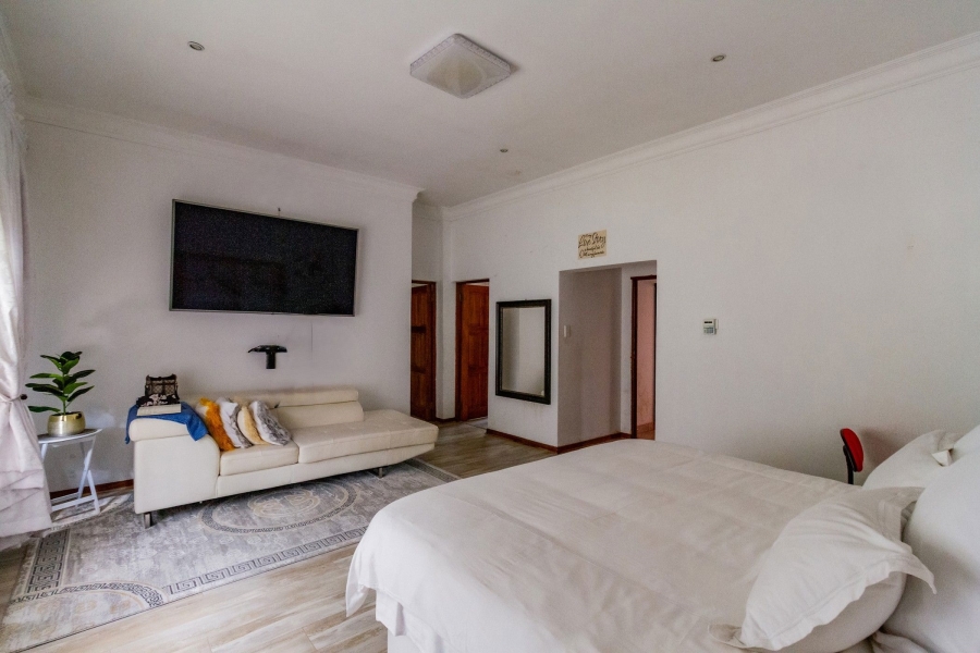 4 Bedroom Property for Sale in Xanadu Eco Park North West